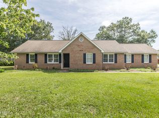 556 Thompson Mill Rd, Bonaire, GA 31005