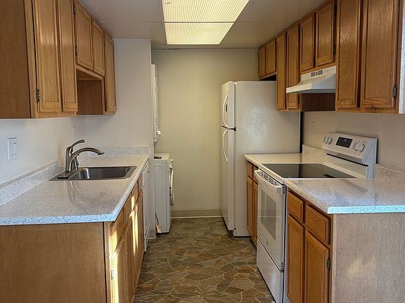 2nd image of 5005 Rainbow Harbour Cir