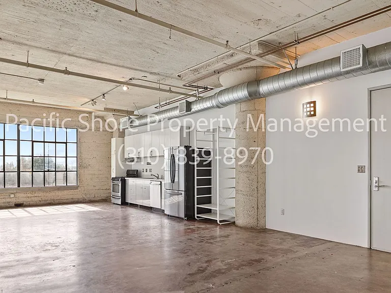 1855 Industrial St #408 — Photo 5