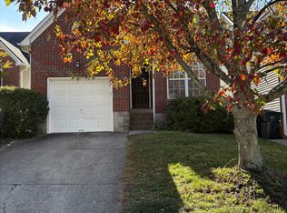 4792 Moss Creek Dr, Lexington, KY 40515