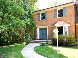 7301 Golden Iris Ct, Springfield, VA 22153