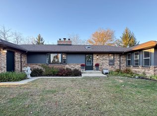 14737 Manor Dr, South Beloit, IL 61080