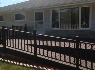 2114 Manor Ln, Peru, IL 61354