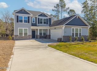 317 Neuse Dr, Holly Ridge, NC 28445