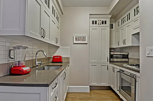 Rented by Corcoran | media 7