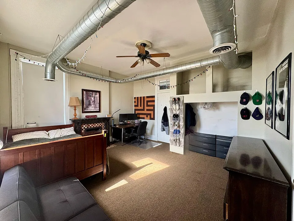 312 Ludlow Ave