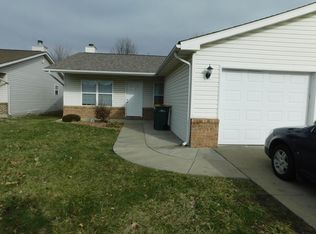 134 Autumn Pine Dr, Fairview Heights, IL 62208