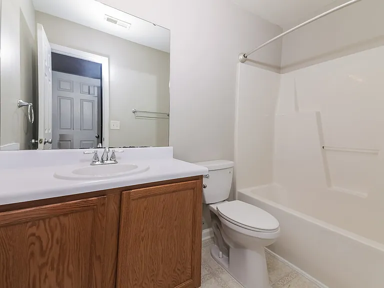 248 N Weststone Blvd — Photo 14