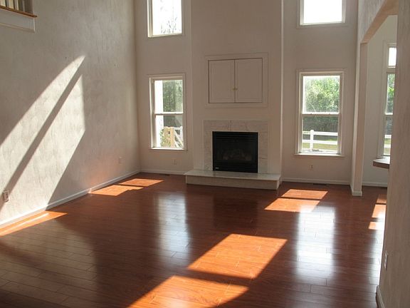 3rd image of 1905 Winterhaven Dr