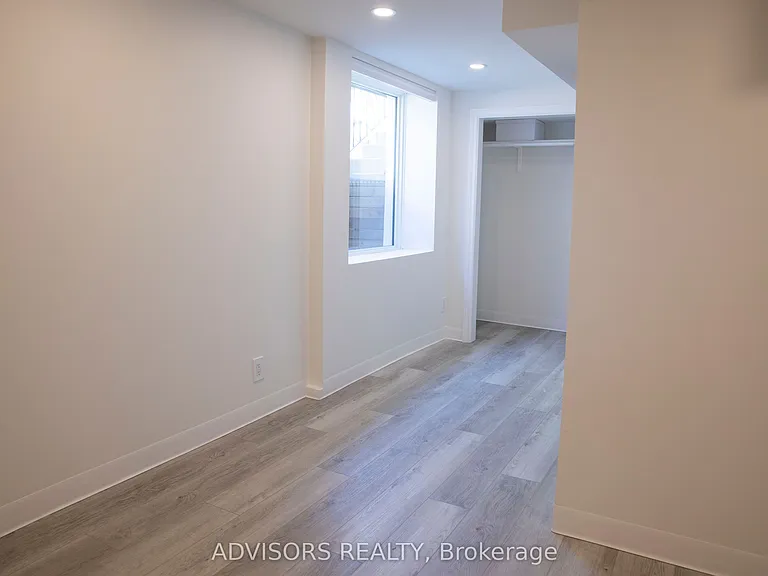 310 W 2nd St #2 — Photo 9