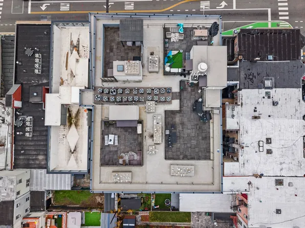 650 Montgomery Street image 34 of 47