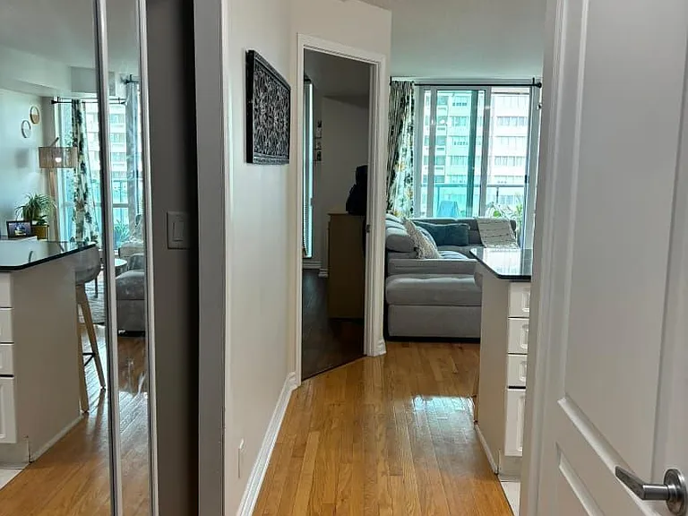 1 Elm Dr W #1101 — Photo 5