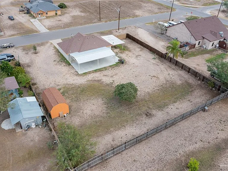 1510 Arboledas Dr — Photo 17