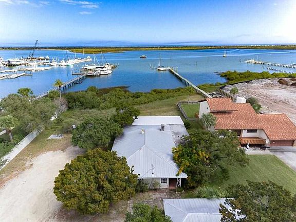 4th image of 435 Flagler Blvd