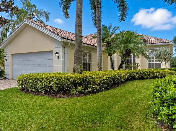 5925 Bermuda LN, NAPLES, FL 34119