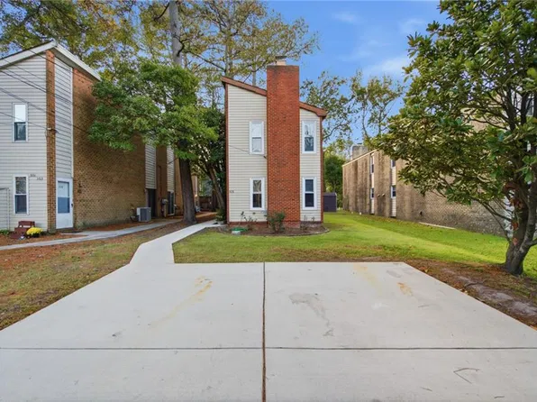 505 Barberton Dr, Virginia Beach, VA 23451