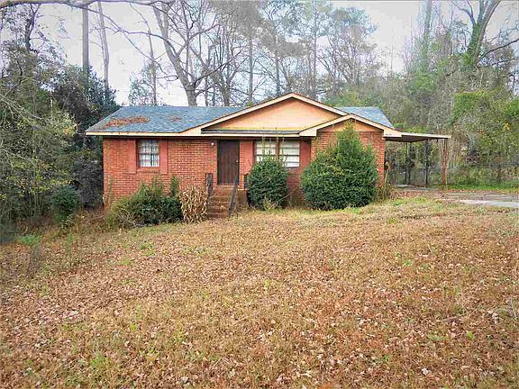 2nd image of 1920 Karen Dr