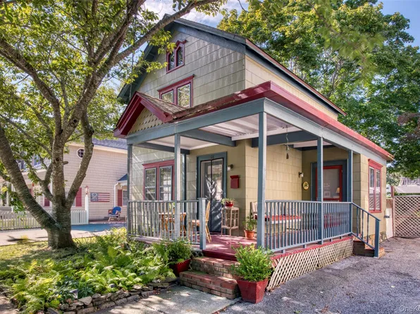 216 Broad Street, Greenport, NY 11944