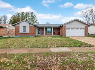 2822 Bee Tree Ln, Saint Louis, MO