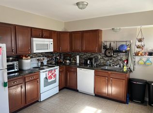 1512 Kenny Rd, Columbus, OH 43212