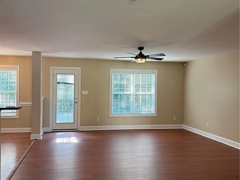 495 Orchard Falls Dr — Photo 5