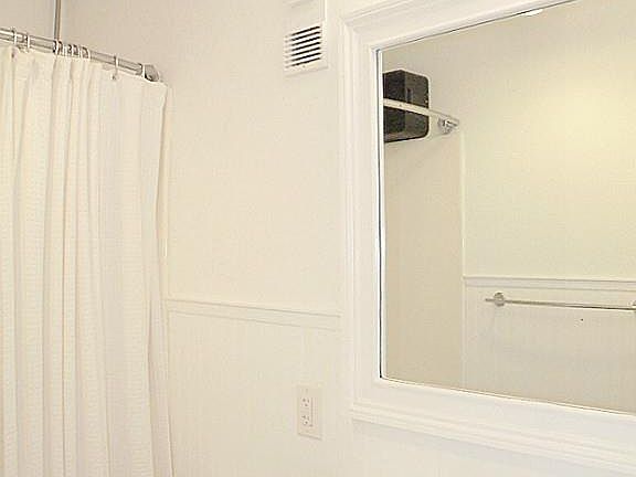 5th image of 415 E Beach Dr APT 804
