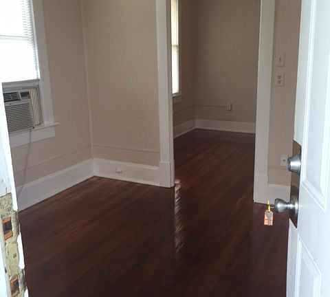 2nd image of 1810 Church St #4