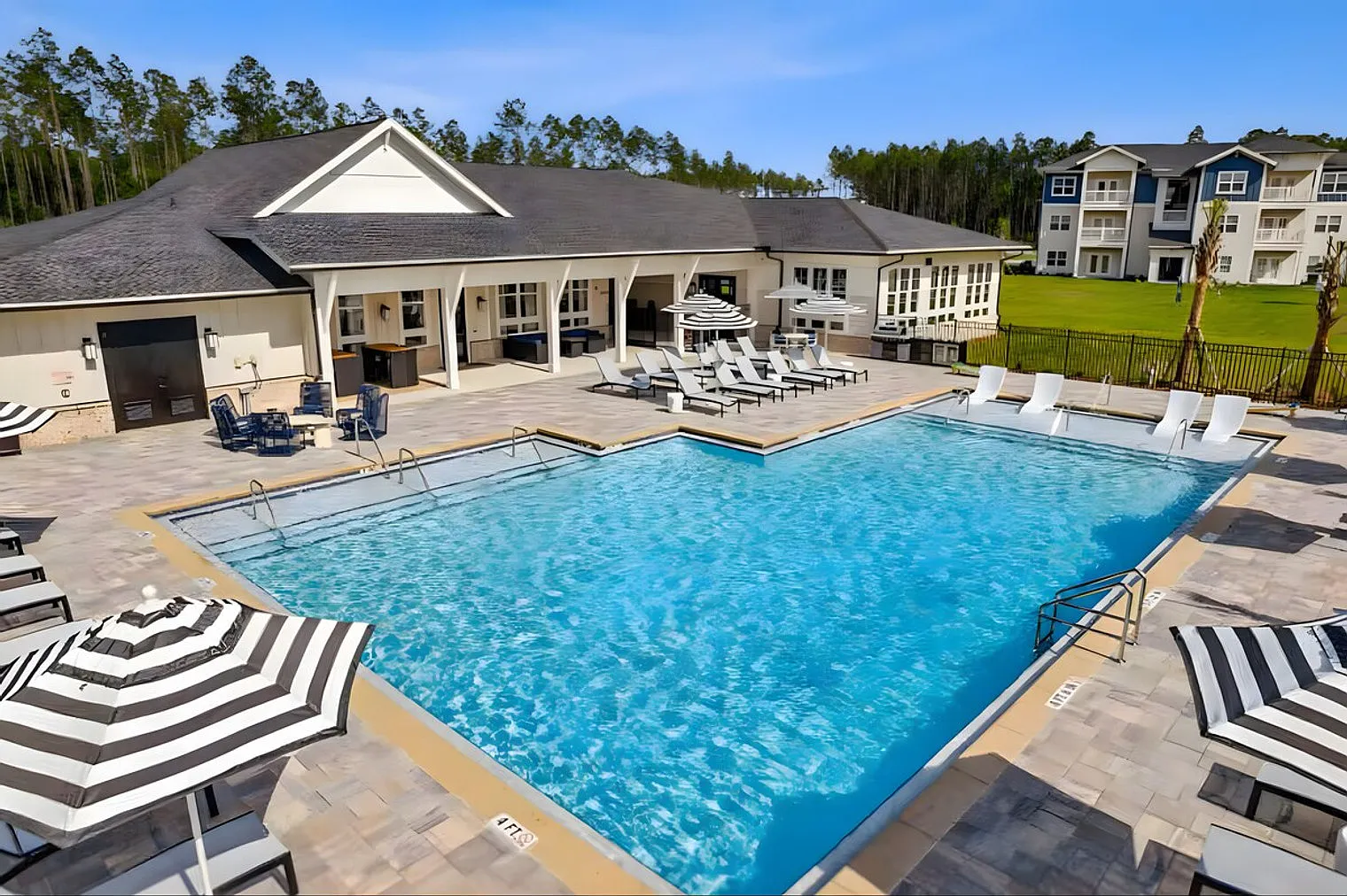 1 bed, 1.0 bath, $3,044 — Photo 4