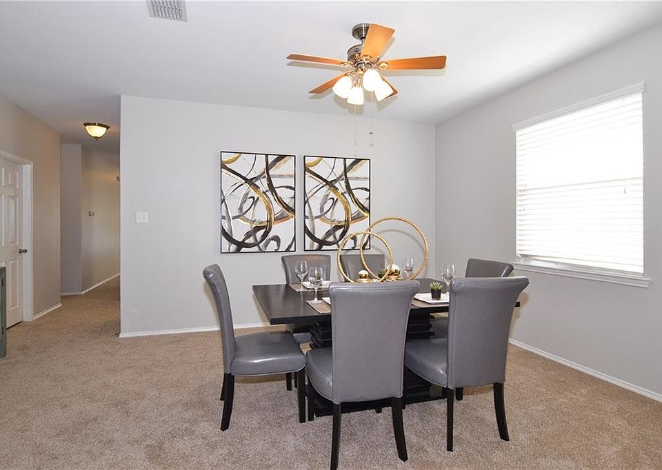 1st image of 2609 Elderberry Ln