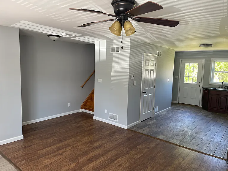 7331 E Main St #6-7-9 — Photo 4