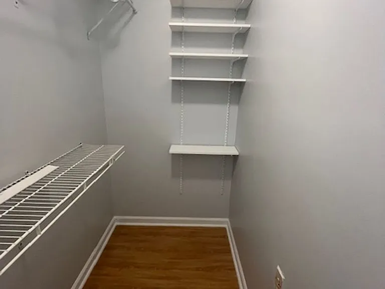 1843 Savannah Ct — Photo 49