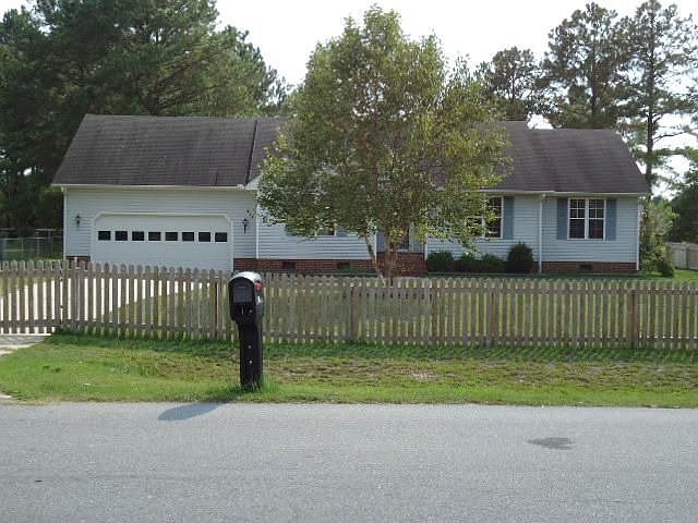 1st image of 306 Foxwood Dr