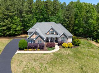 1100 Sweetflag Ln, Hillsborough, NC 27278