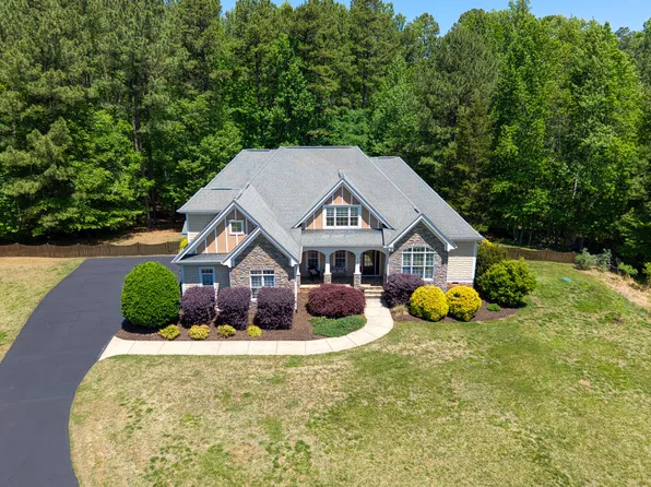 1100 Sweetflag Ln, Hillsborough, NC 27278