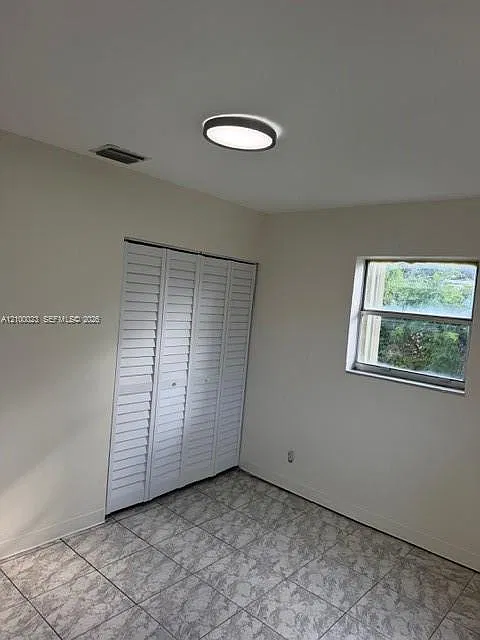 Lauderdale Manors Amd Pla — Photo 4