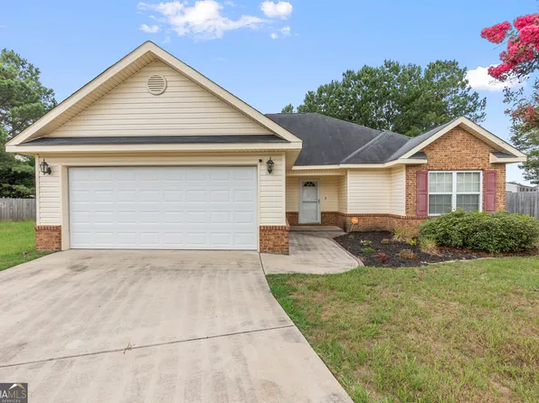 106 Weston Cv, Warner Robins, GA 31088