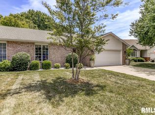 2702 S Chase Dr, Springfield, IL 62704