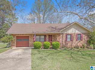 160 Winterhaven Dr, Alabaster, AL 35007