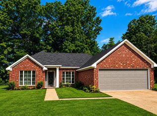 2099 Branch Creek Dr, Byram, MS 39272