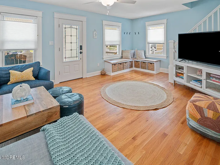 413 13th Ave — Photo 8