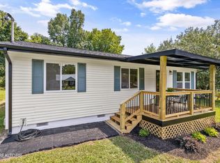 6820 Mundal Rd, Knoxville, TN 37918