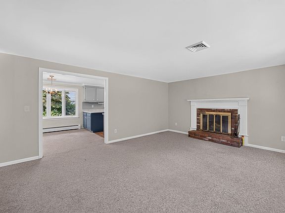 5th image of 240 Chatham Road