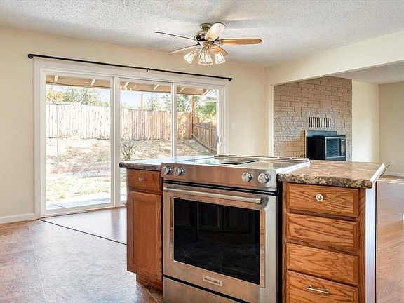 5th image of 1122 Northridge Dr