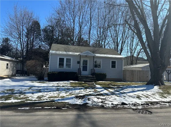 206 Boston St, Oneida, NY 13421