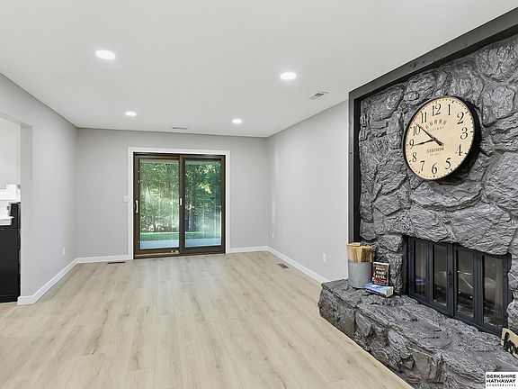 4th image of 907 Vannornam Pl