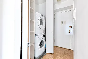 Rented by Manhattan Realty Group