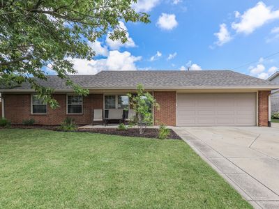 169 Briar Hill Dr, Whiteland, IN, 46184