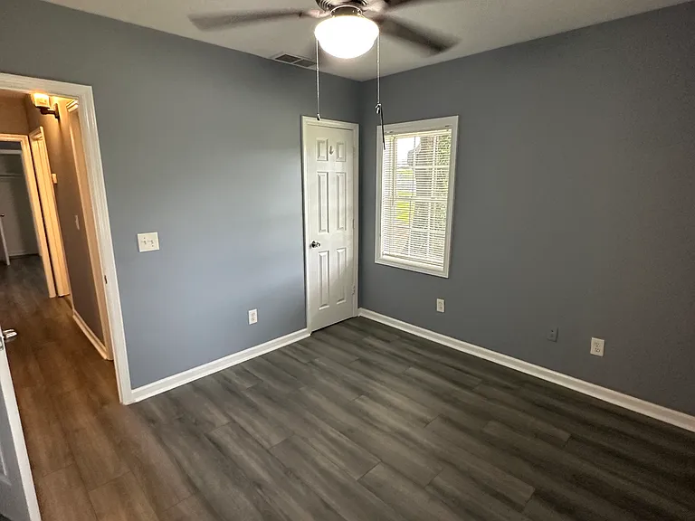 567 N Marietta Pkwy NE — Photo 21