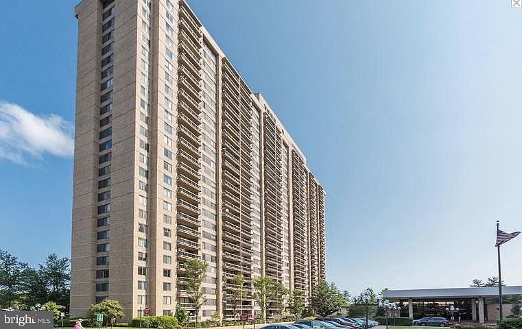 1st image of 3701 S George Mason Dr Unit 815N