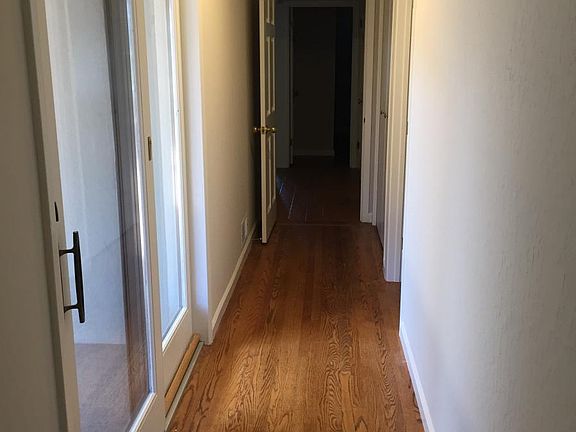 hall to bedrooms
